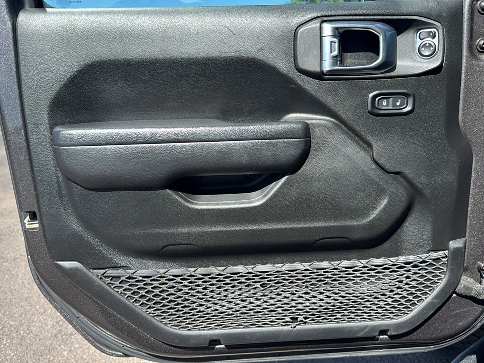 2023 Jeep Wrangler Base