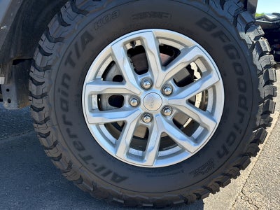 2023 Jeep Wrangler Base