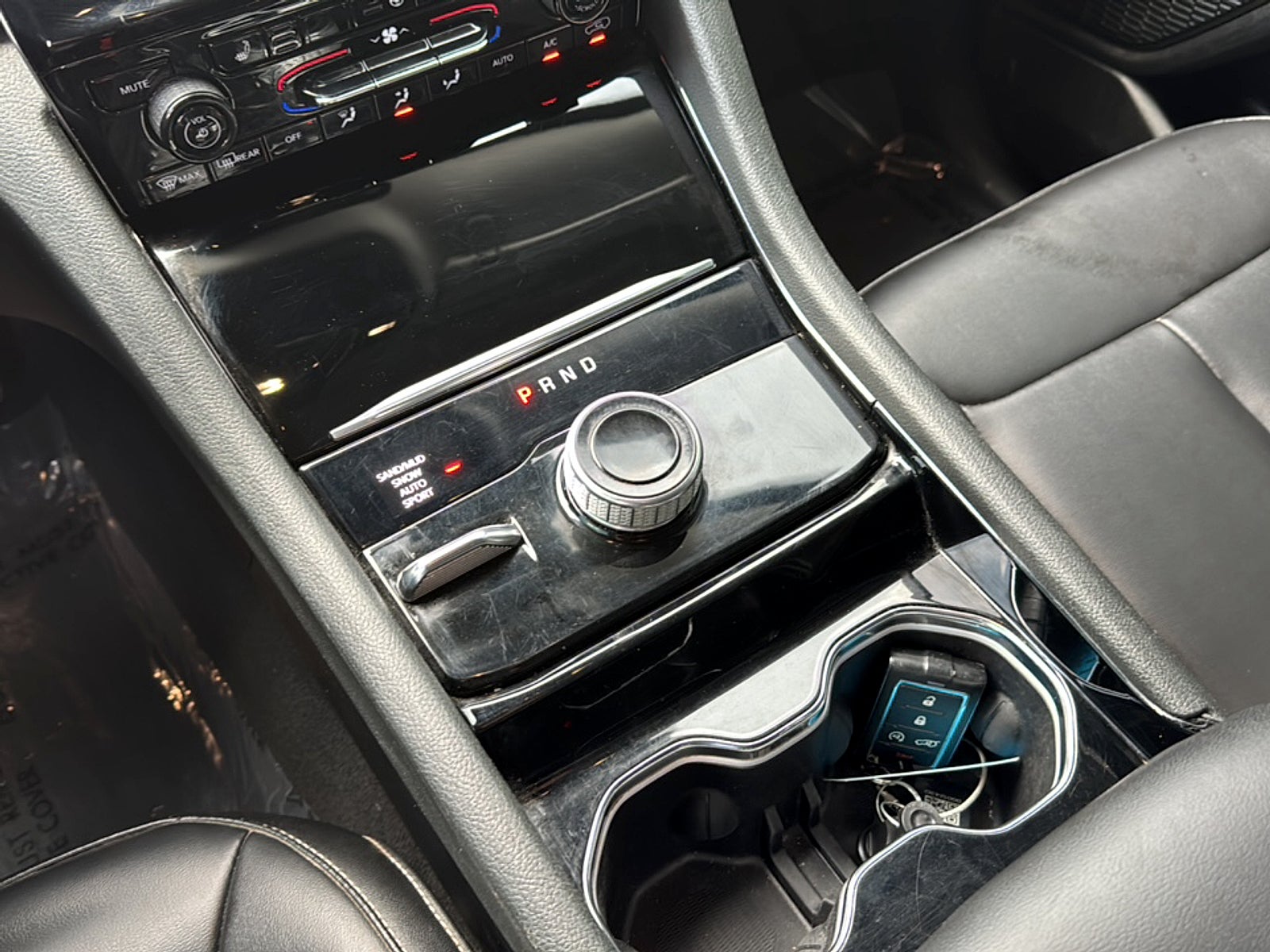 2023 Jeep Grand Cherokee Base