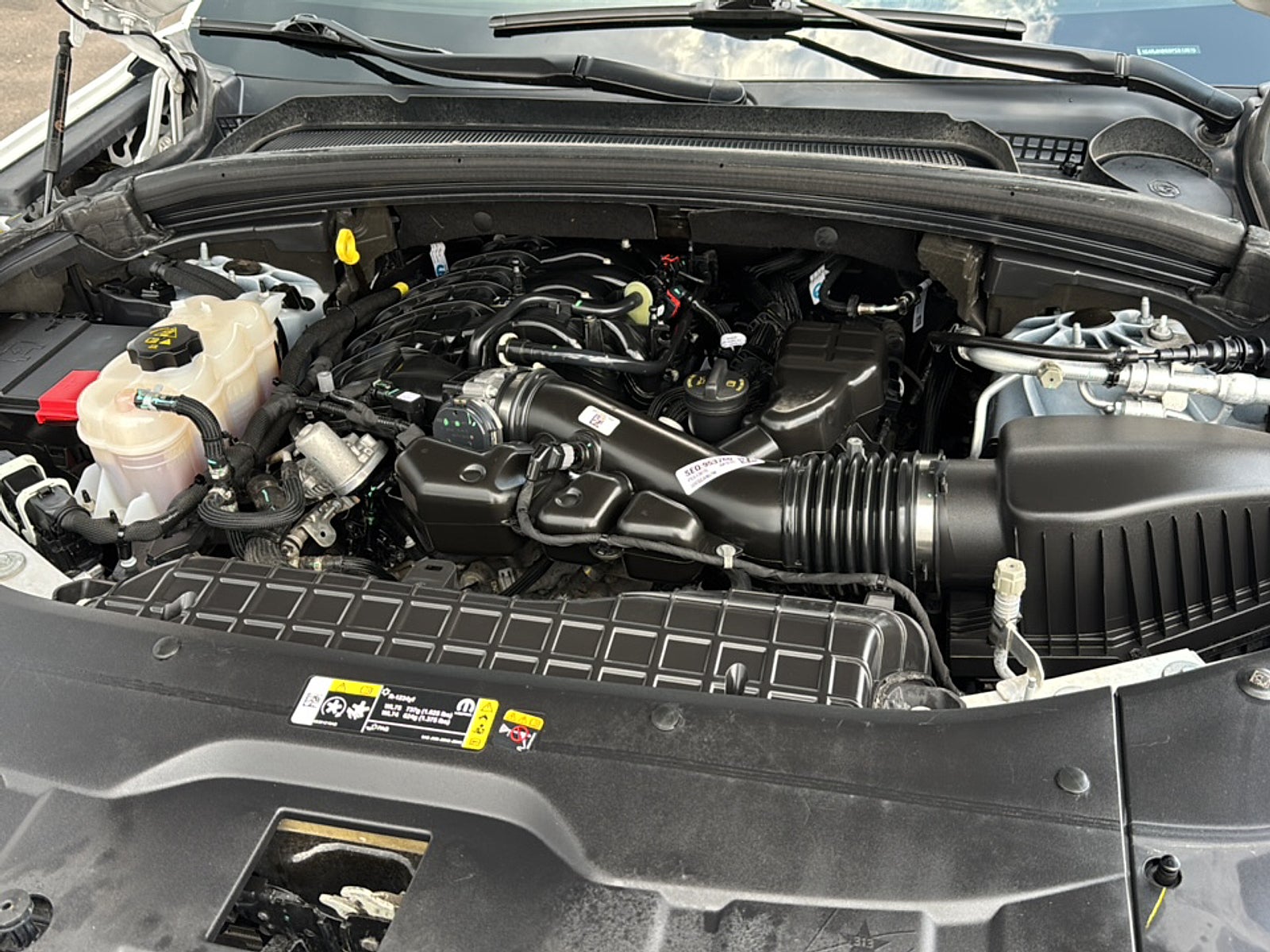2023 Jeep Grand Cherokee Base