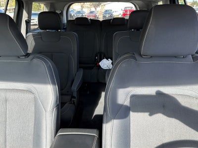 2023 Jeep Grand Cherokee L Base