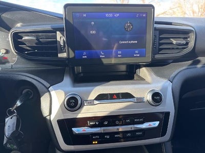 2022 Ford Explorer Base