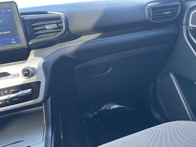 2022 Ford Explorer Base