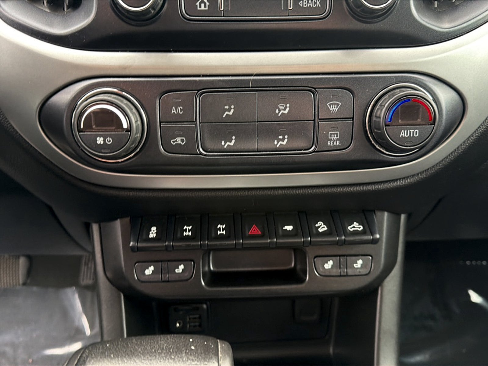 2021 Chevrolet Colorado Base