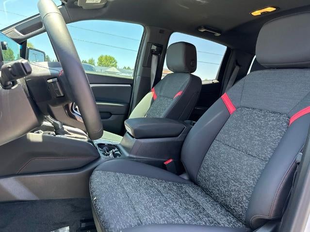 2026 Chevrolet Colorado Z71 - Photo 10