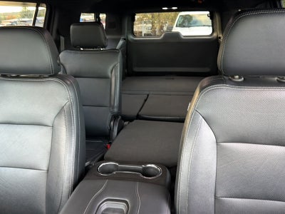 2024 GMC Yukon XL Base