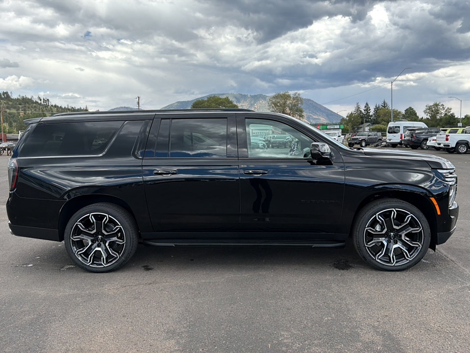 2026 Chevrolet Suburban RST