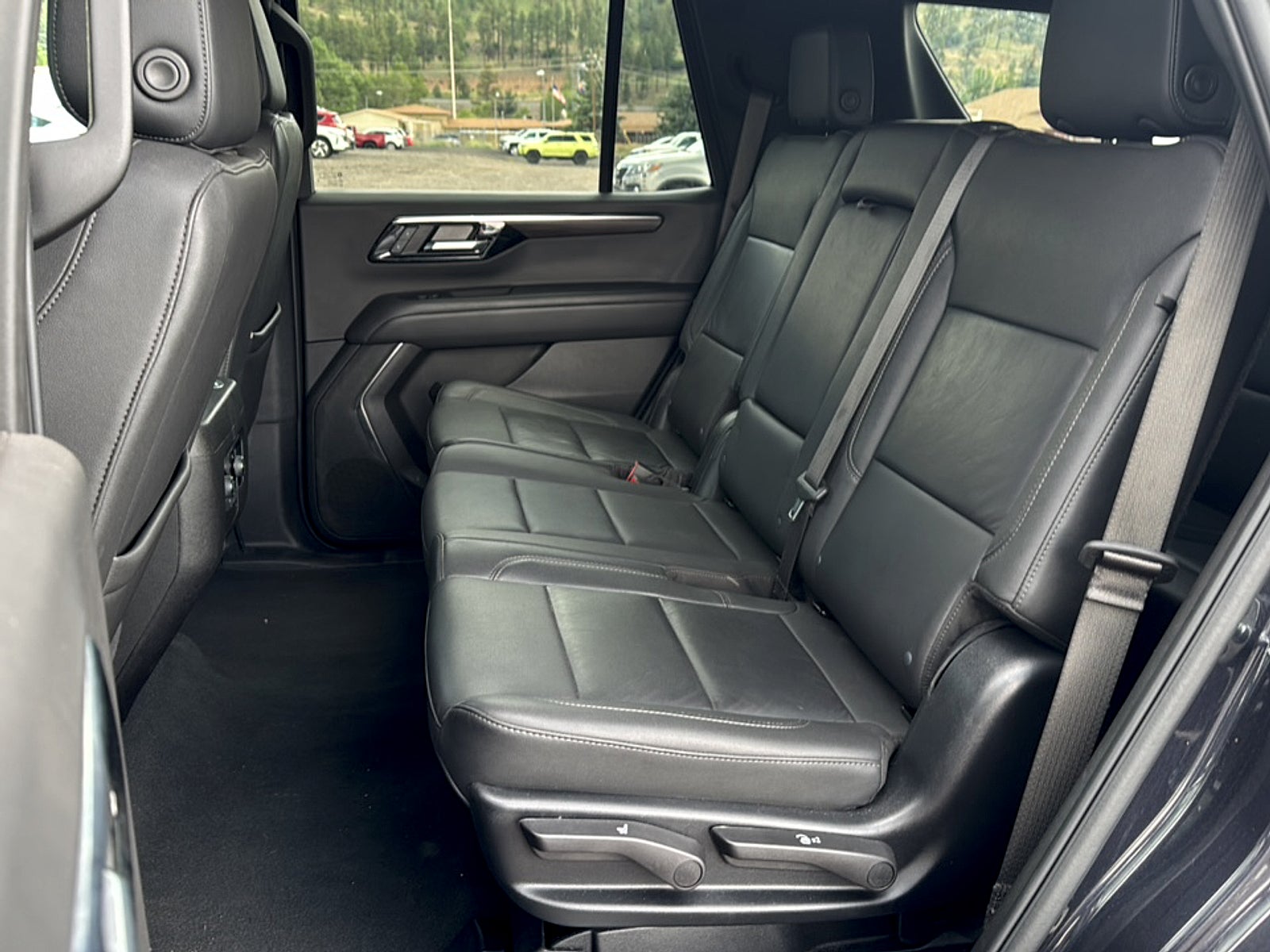 2025 Chevrolet Tahoe Base
