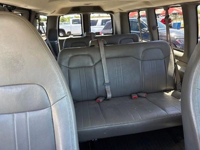 2010 Chevrolet Express Passenger 1500 LS