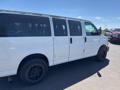2010 Chevrolet Express Passenger 1500 LS