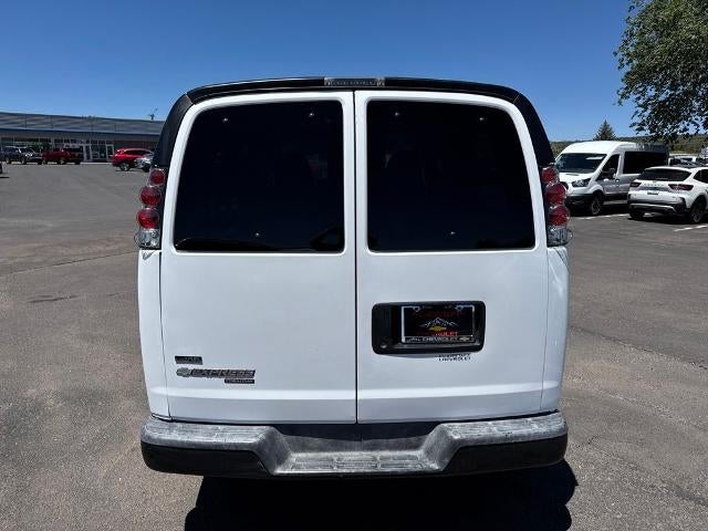 2010 Chevrolet Express Passenger 1500 LS