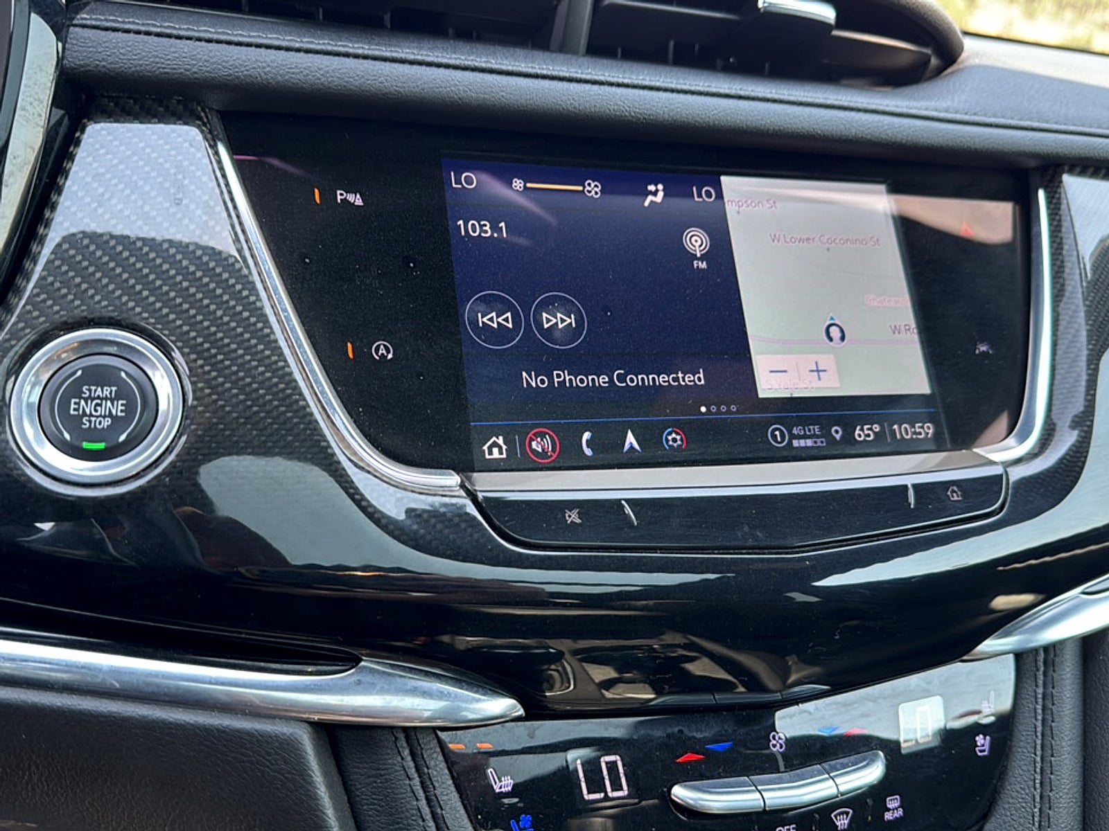2023 Cadillac XT6 Base