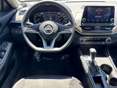2025 Nissan Altima SV FWD