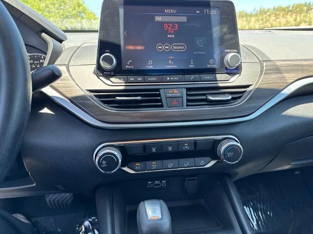 2025 Nissan Altima SV - Photo 16