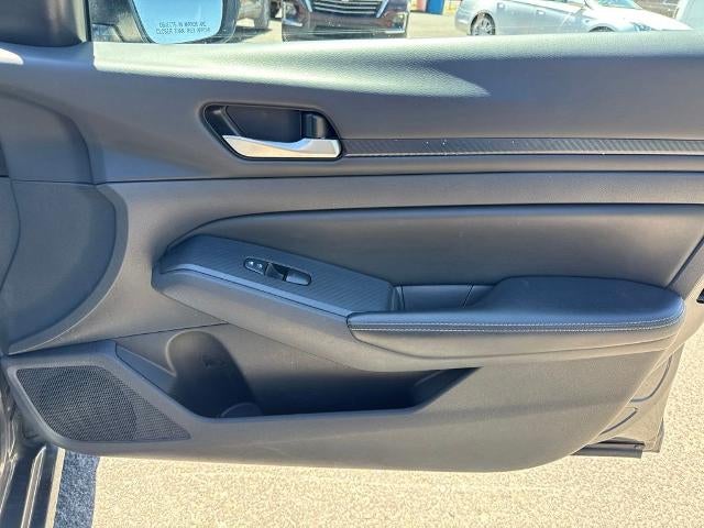 2025 Nissan Altima SV - Photo 22