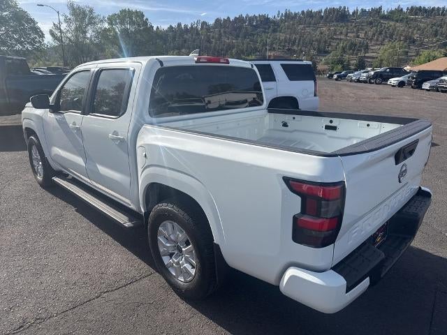 2022 Nissan Frontier Crew Cab SV 4x2