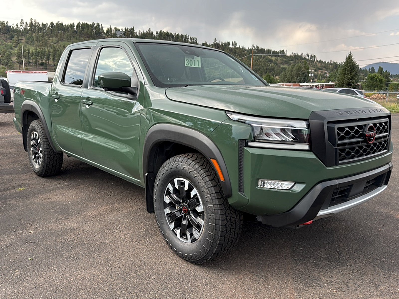2024 Nissan Frontier Base