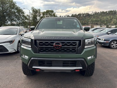2024 Nissan Frontier Base