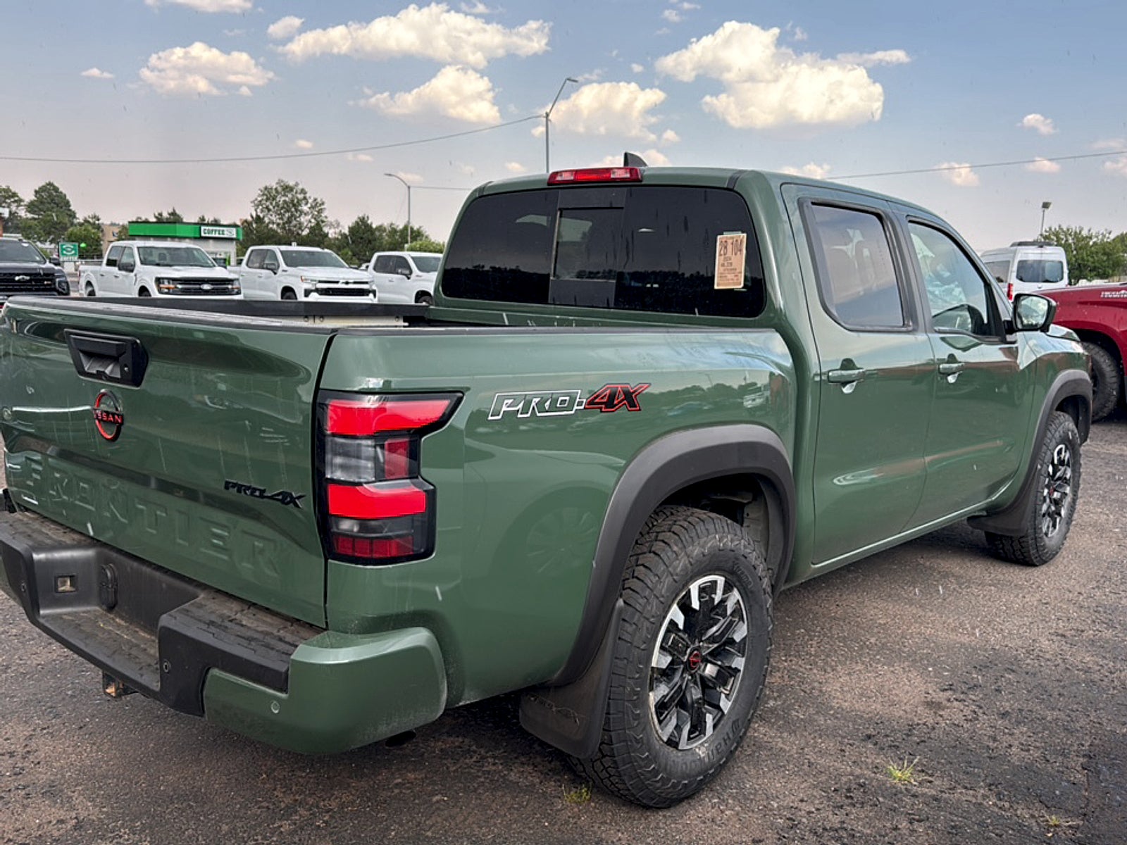 2024 Nissan Frontier Base