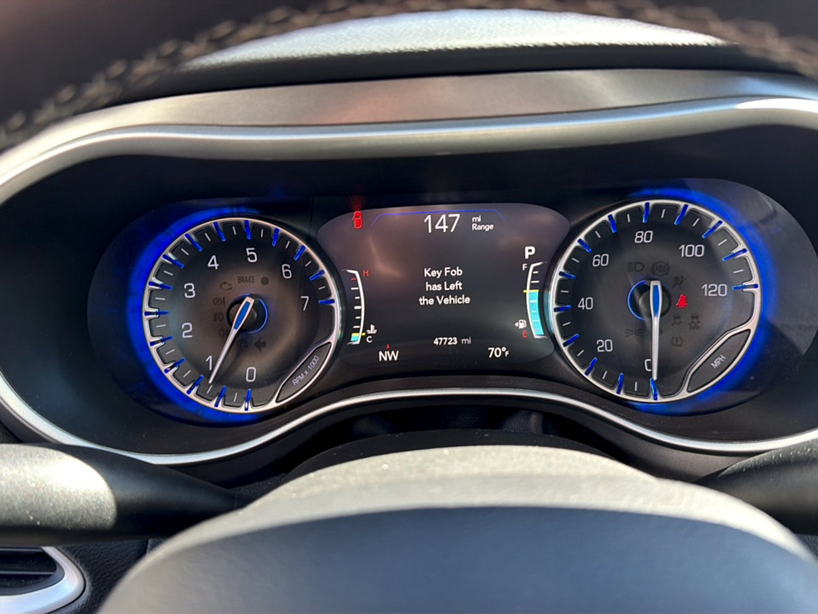 2023 Chrysler Pacifica Base