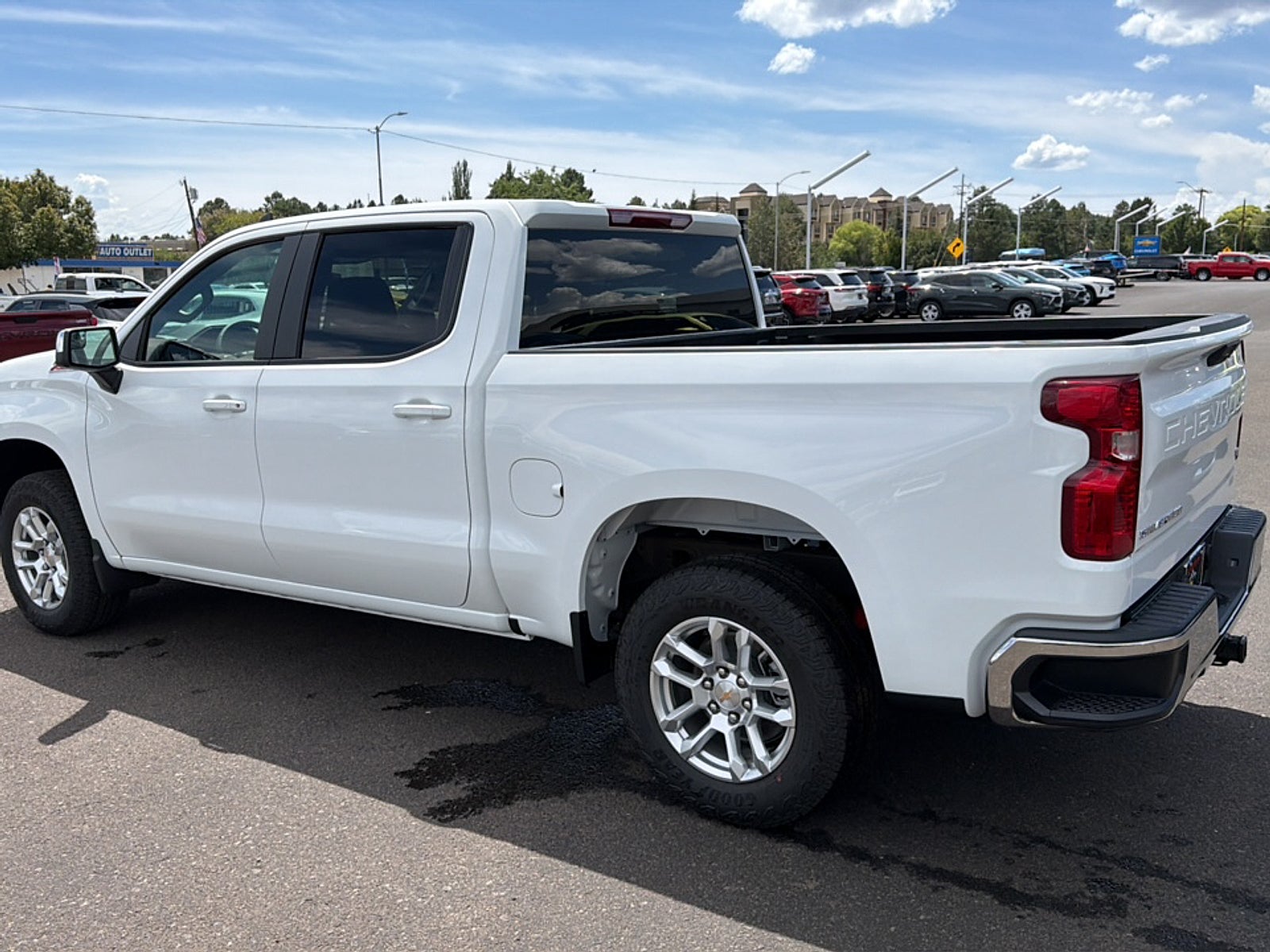 2026 Chevrolet Silverado 1500 LT