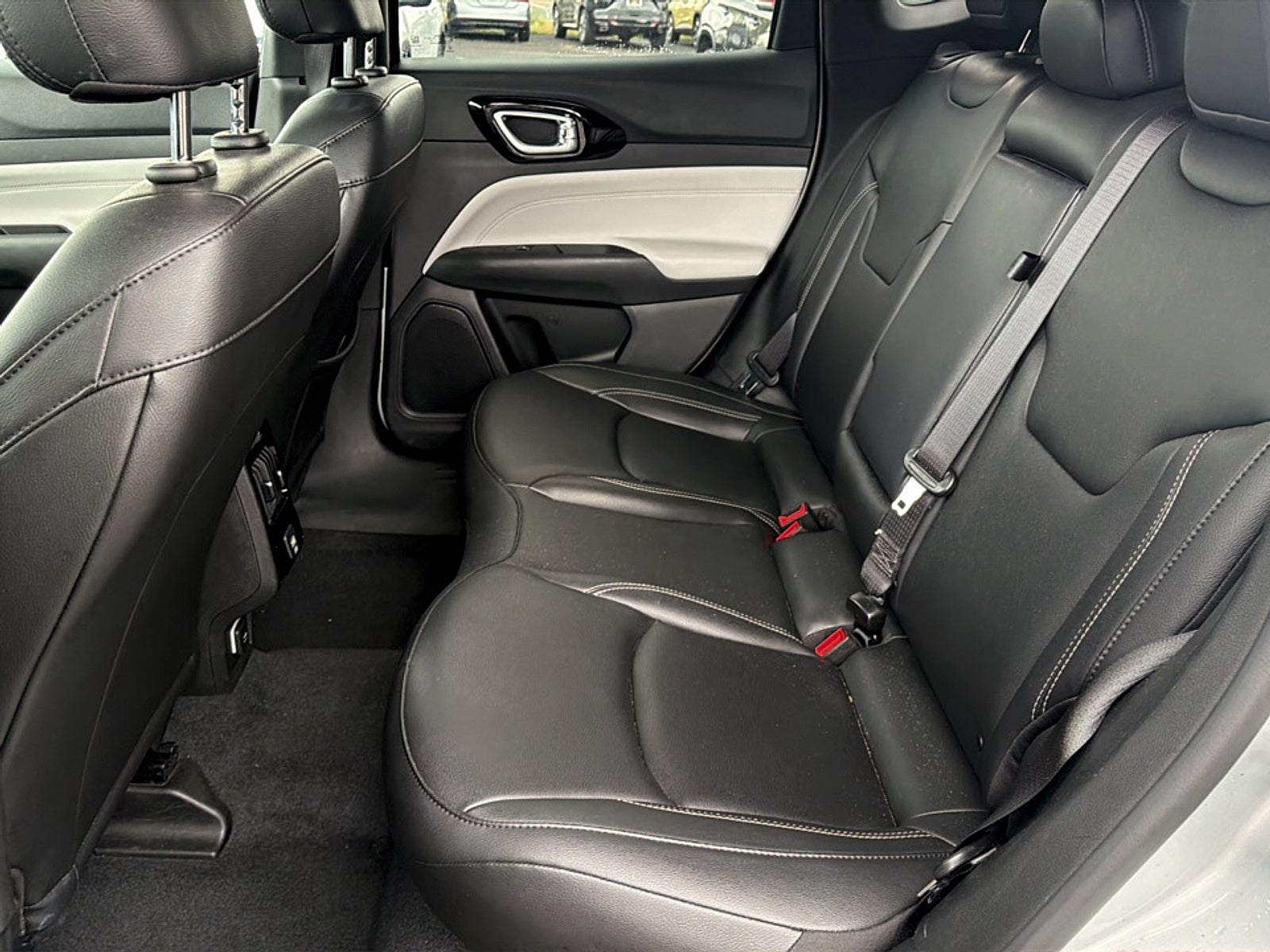 2025 Jeep Compass Base