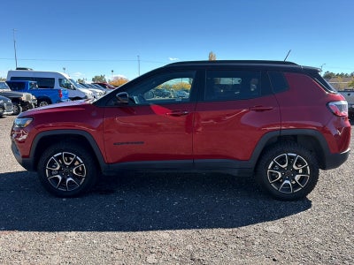2025 Jeep Compass Base