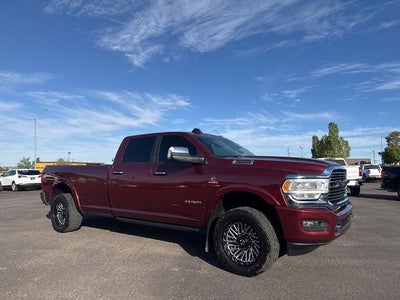 2020 RAM 2500 Laramie Crew Cab 4x4 8' Box