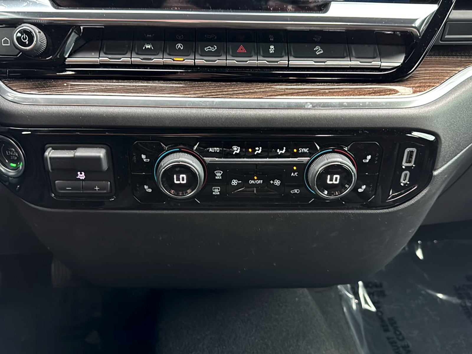2025 Chevrolet Silverado 1500 Base