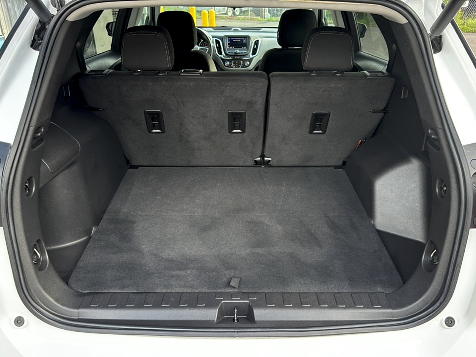 2023 Chevrolet Equinox Base