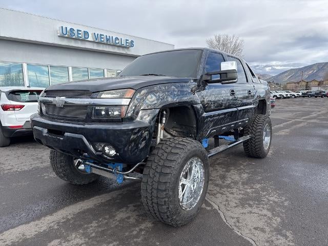 2002 Chevrolet Avalanche Base