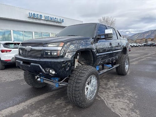 2002 Chevrolet Avalanche Base