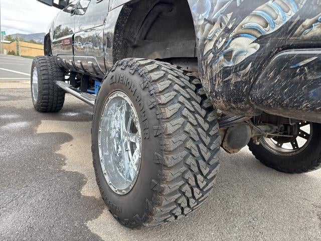 2002 Chevrolet Avalanche Base