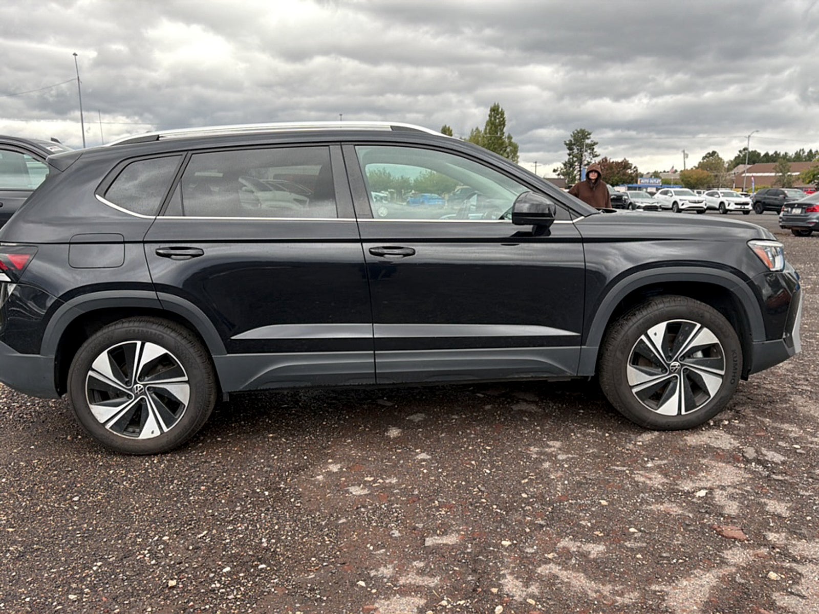 2025 Volkswagen Taos Base