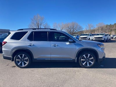 2023 Honda Pilot AWD Elite