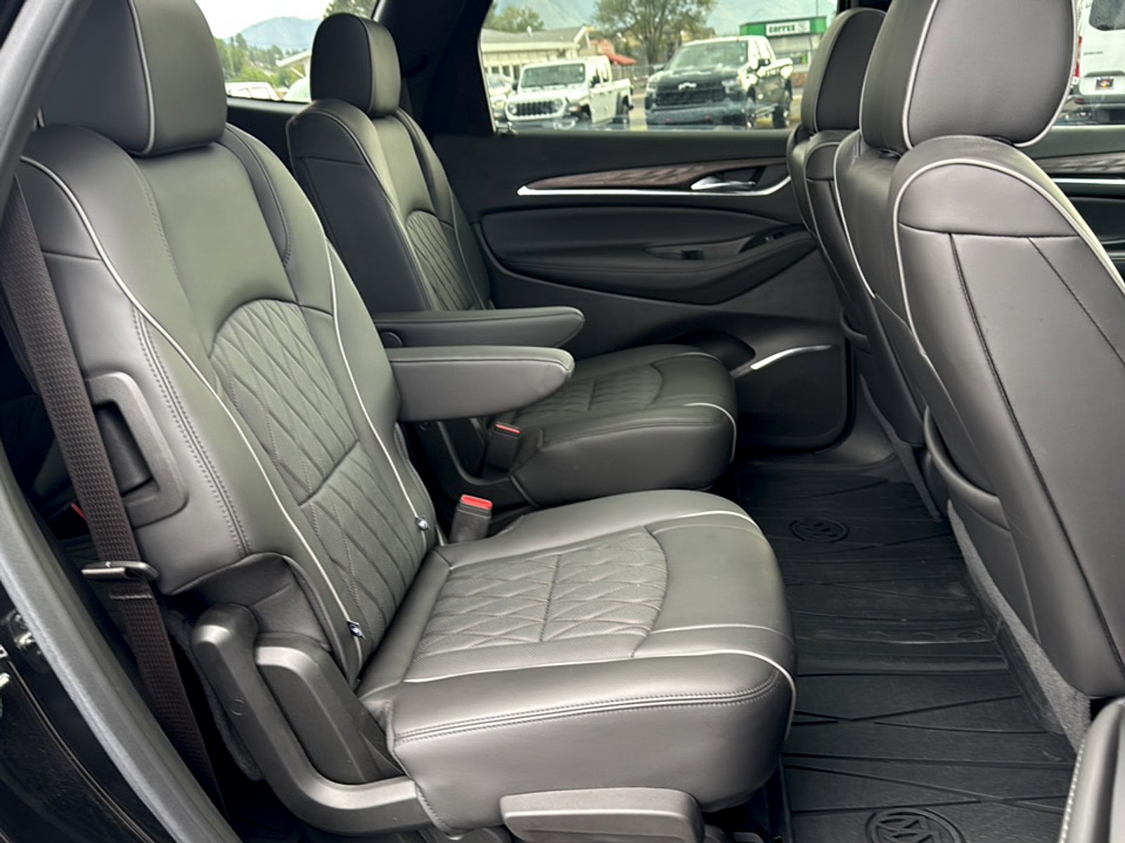 2023 Buick Enclave Base