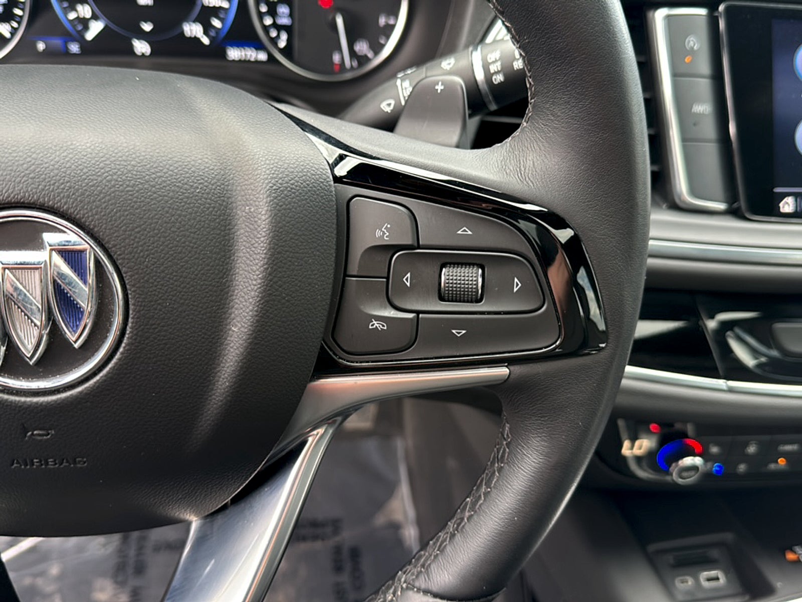 2023 Buick Enclave Base