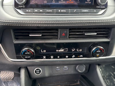 2023 Nissan Rogue Base