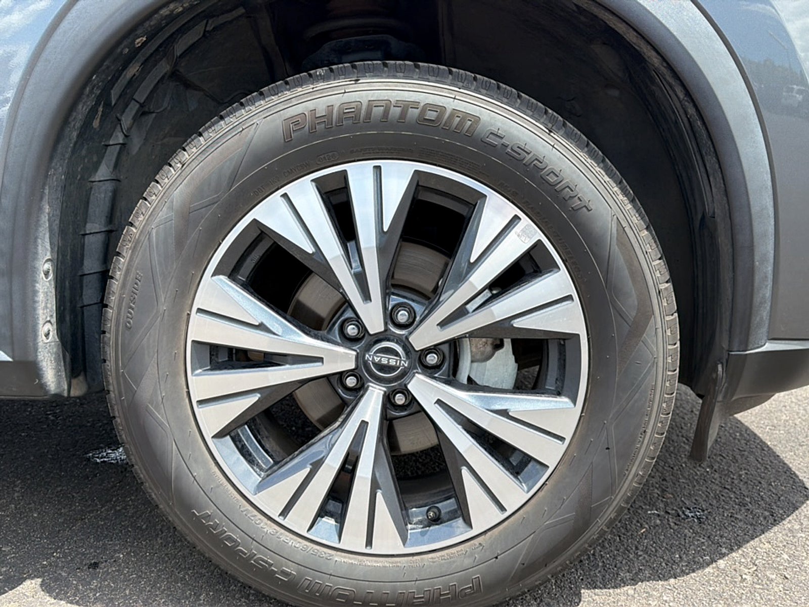 2023 Nissan Rogue Base