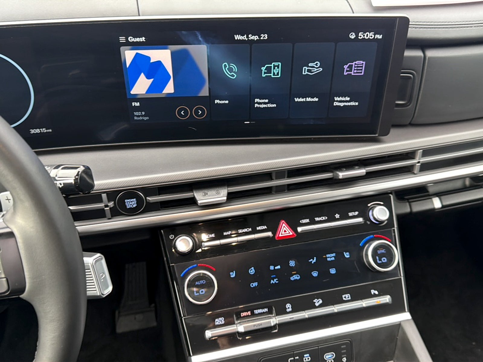 2025 Hyundai Santa Fe Base