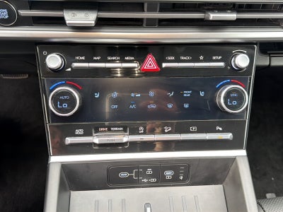 2025 Hyundai Santa Fe Base