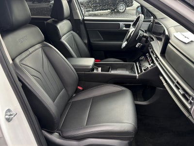 2025 Hyundai Santa Fe Base