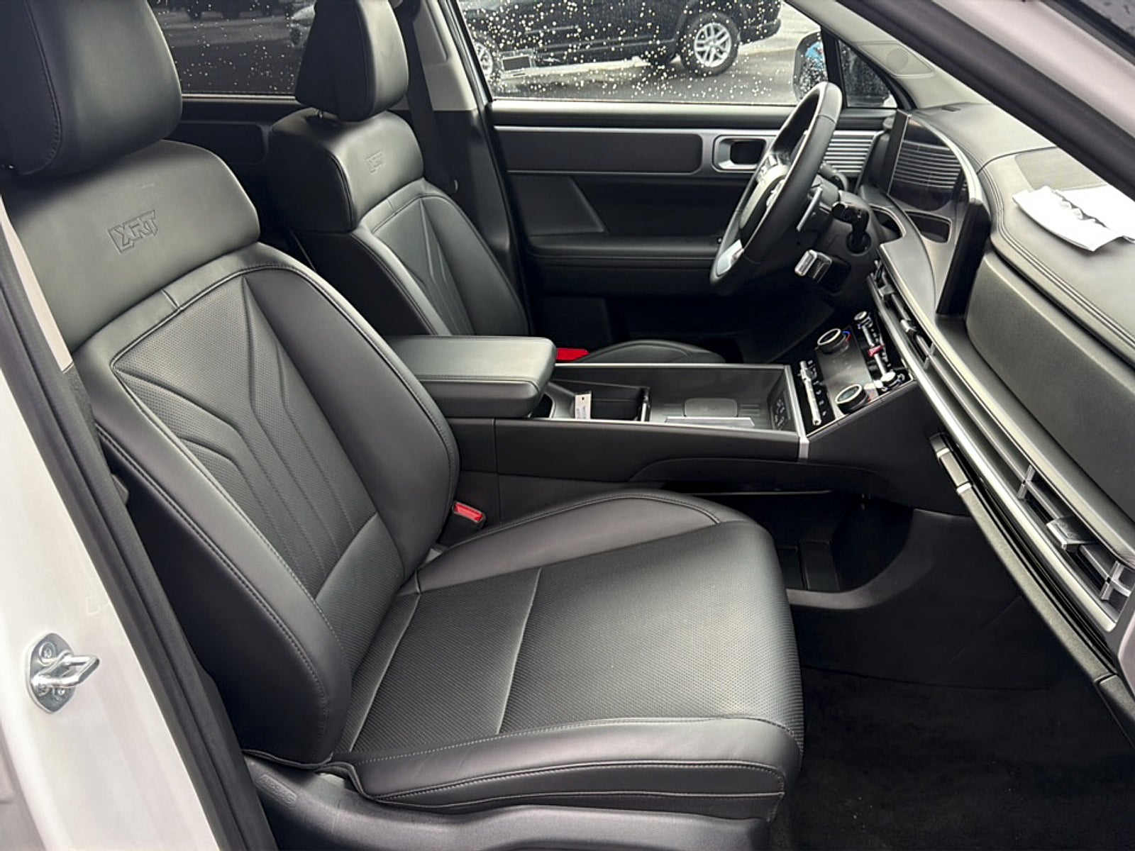 2025 Hyundai Santa Fe Base