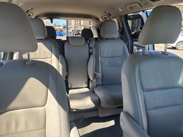 2017 Toyota Sienna XLE Premium 8 Passenger