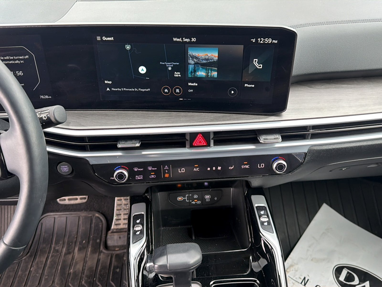 2025 Kia Sorento Base