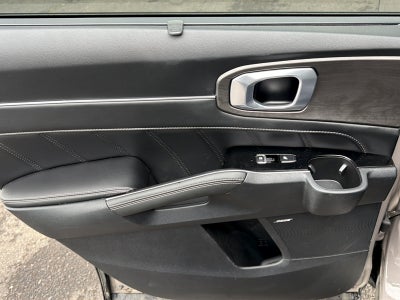 2025 Kia Sorento Base