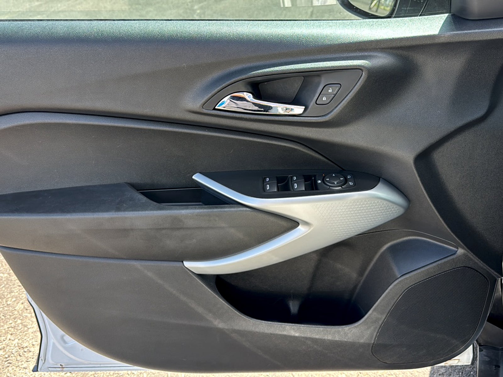 2024 Chevrolet Trax Base