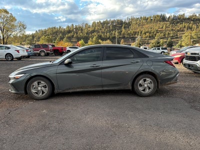 2026 Hyundai Elantra Base
