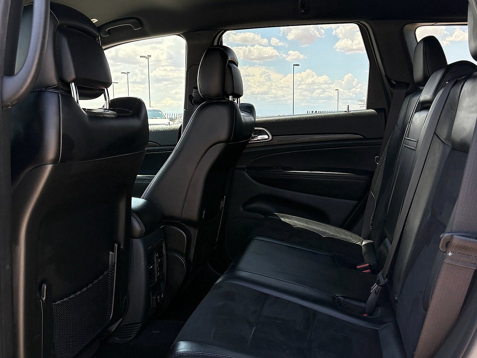 2022 Jeep Grand Cherokee Laredo 4x4