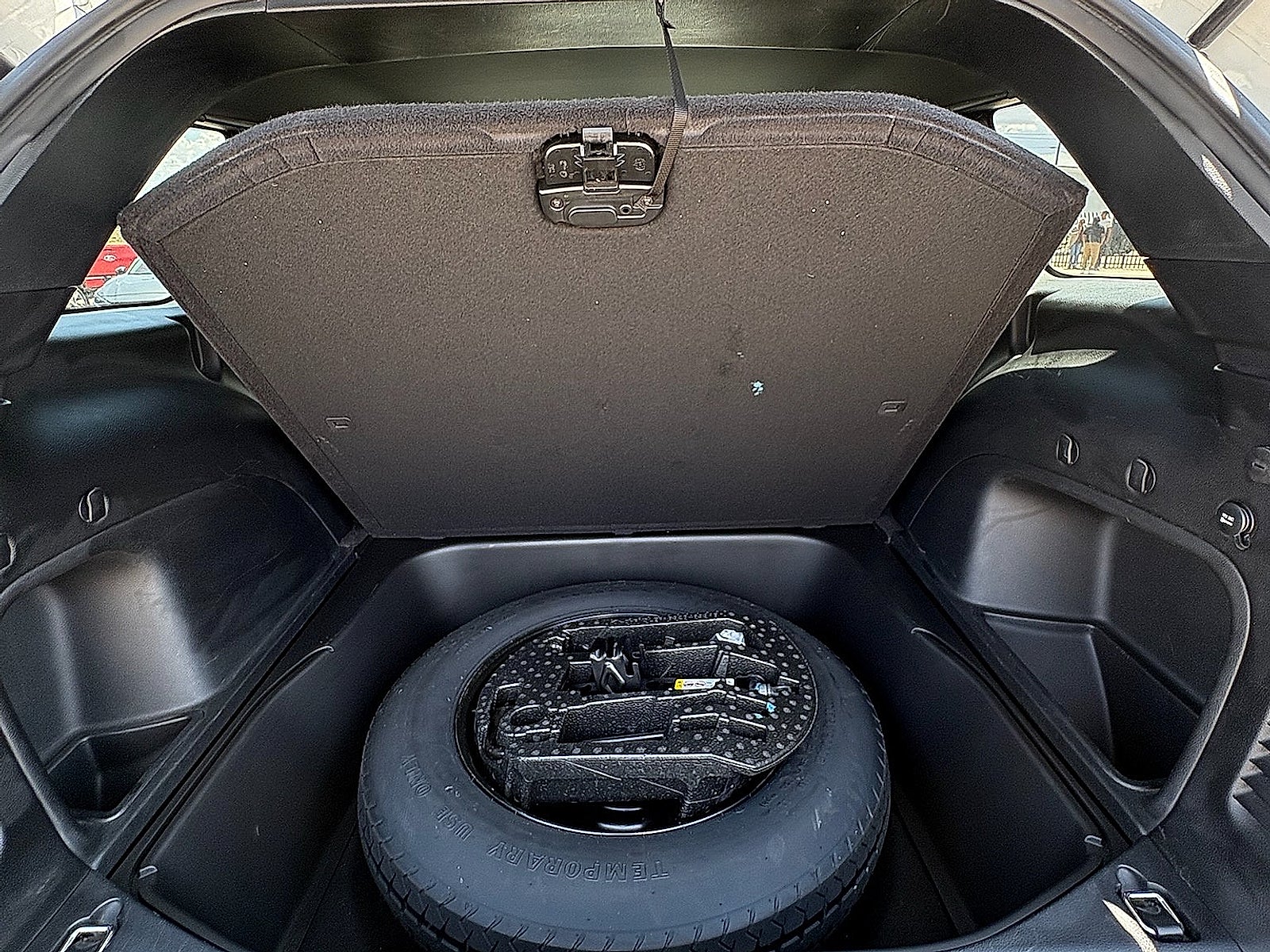 2022 Jeep Grand Cherokee Laredo 4x4
